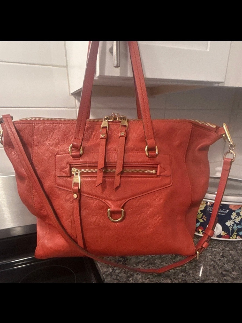 Authentic Louis Vuitton
Lumineuse Tote Bag - EUC